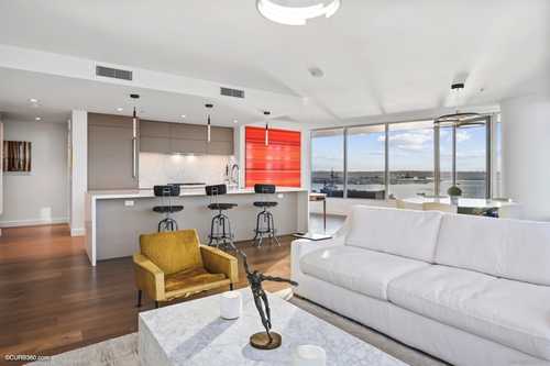 $2,399,000 - 2Br/3Ba -  for Sale in Downtown, San Diego