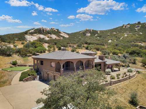 $1,999,000 - 3Br/4Ba -  for Sale in Jamul