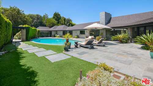 $6,995,000 - 4Br/3Ba -  for Sale in Beverly Hills