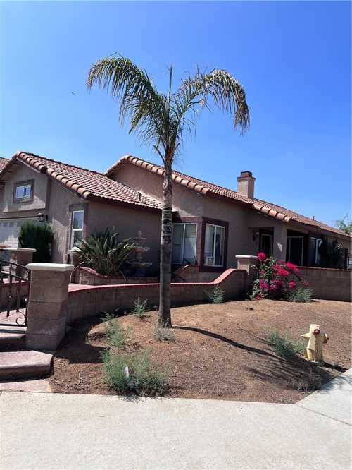 $399,999 - 3Br/2Ba -  for Sale in Perris