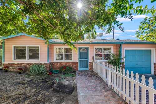 $695,000 - 2Br/1Ba -  for Sale in Sierra Madre
