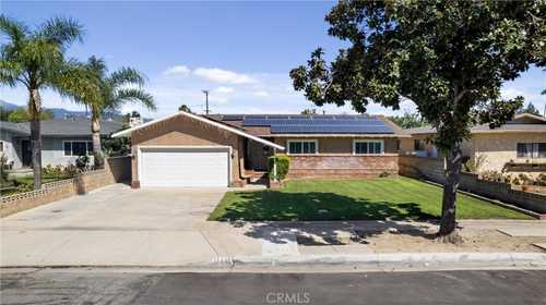 $610,000 - 3Br/2Ba -  for Sale in Fontana
