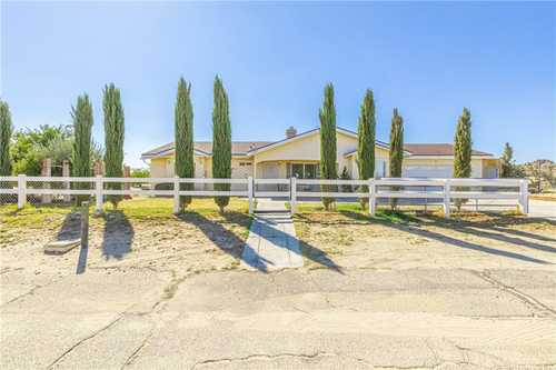 $410,000 - 4Br/3Ba -  for Sale in Lake Los Angeles