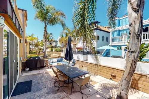 $1,645,000 - 3Br/3Ba -  for Sale in Mission Beach, San Diego