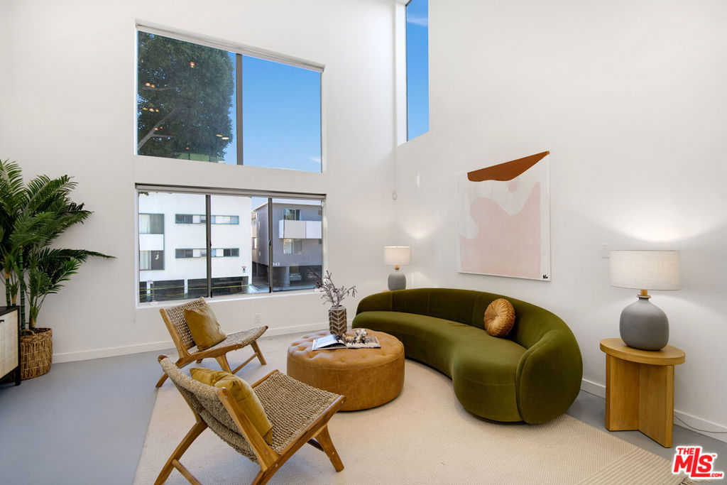 $1,155,000 - 2Br/3Ba -  for Sale in West Hollywood