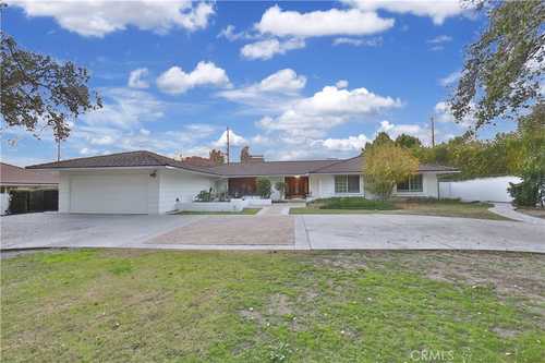 $2,100,000 - 4Br/4Ba -  for Sale in Arcadia