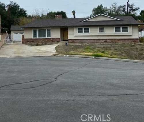 $1,100,000 - 4Br/3Ba -  for Sale in Arcadia