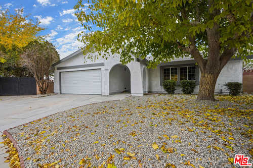 $489,000 - 4Br/2Ba -  for Sale in Palmdale