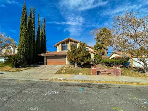 $549,900 - 4Br/3Ba -  for Sale in Palmdale
