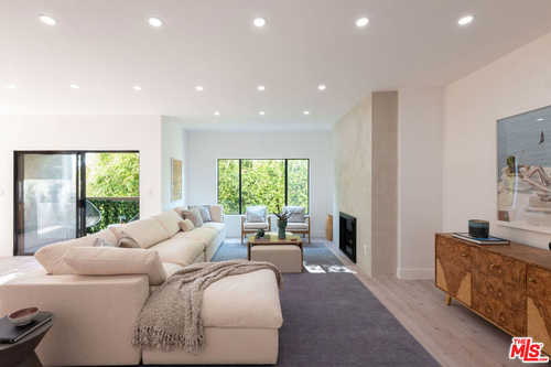 $1,099,000 - 2Br/2Ba -  for Sale in West Hollywood