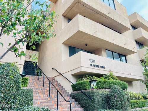 $1,049,000 - 2Br/2Ba -  for Sale in Not Applicable - 1007242, West Hollywood