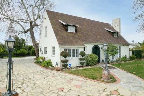 $1,499,000 - 5Br/2Ba -  for Sale in Claremont
