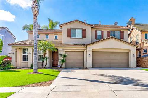 $999,999 - 5Br/3Ba -  for Sale in Chino