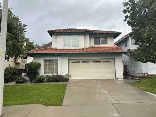 $749,900 - 4Br/3Ba -  for Sale in Rancho Cucamonga
