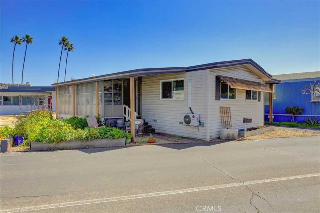 View Santa Ana, CA 92704 mobile home