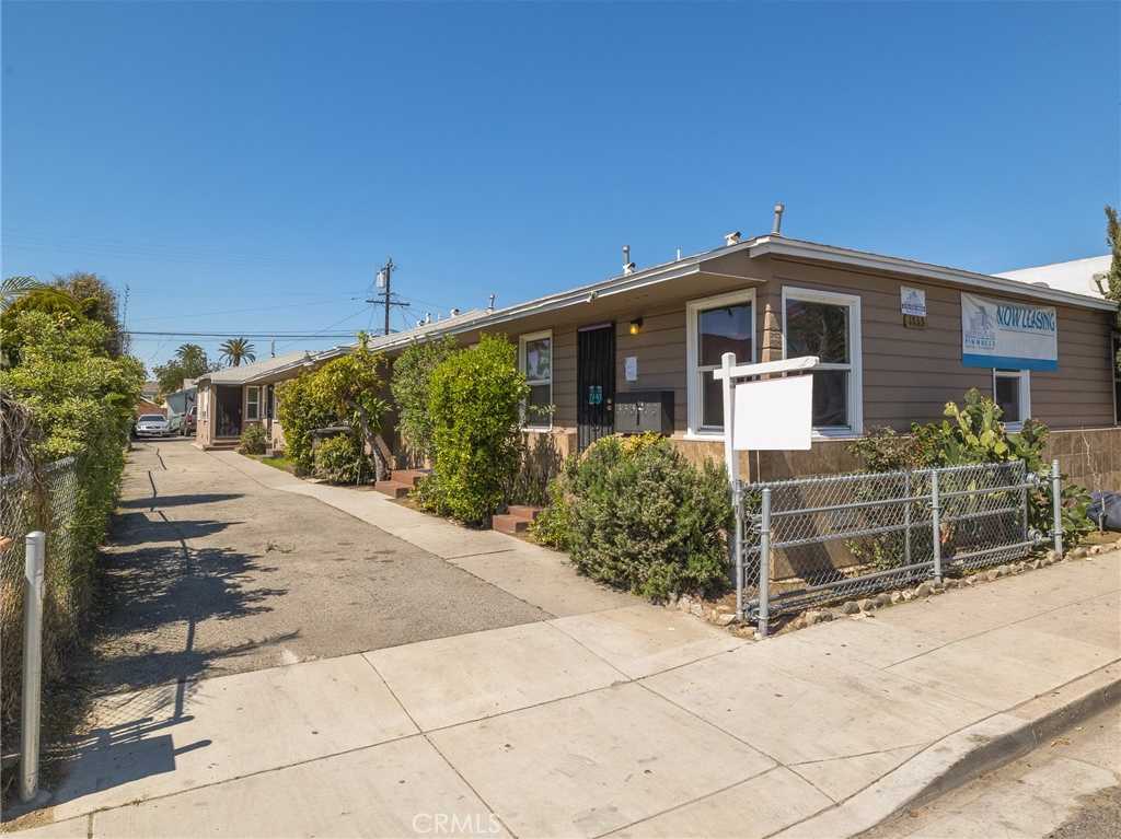 View Long Beach, CA 90813 property