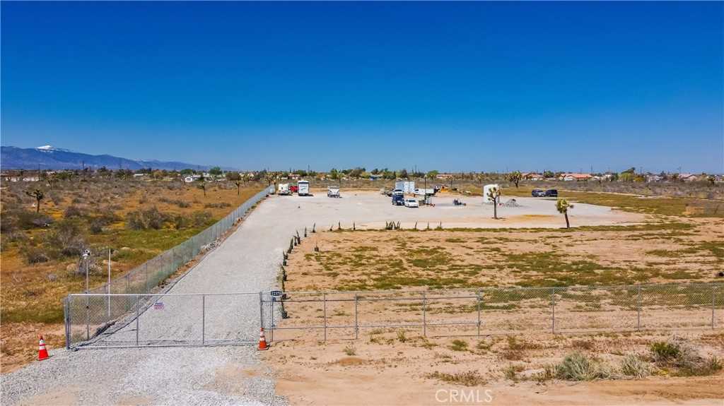View Victorville, CA 92371 land