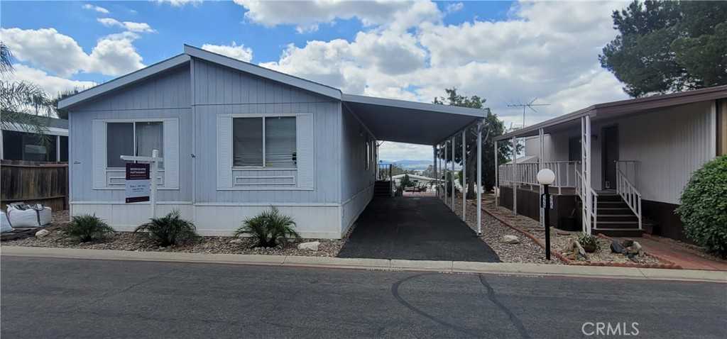 Photo 1 of 2 of 6130 Camino Real Unit 226 mobile home