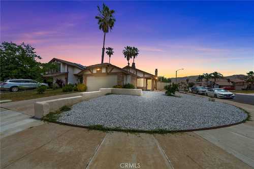 $450,000 - 3Br/2Ba -  for Sale in Moreno Valley