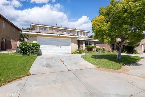 $575,000 - 4Br/4Ba -  for Sale in Perris