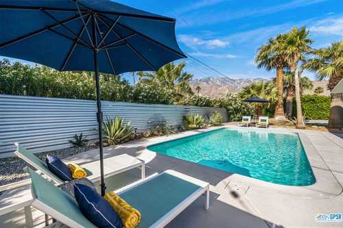 $949,000 - 3Br/2Ba -  for Sale in Racquet Club East, Palm Springs