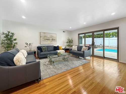 $1,775,000 - 3Br/3Ba -  for Sale in Los Angeles