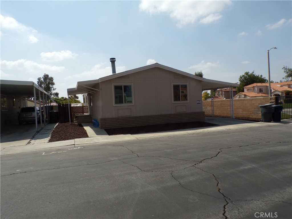 View Redlands, CA 92374 mobile home