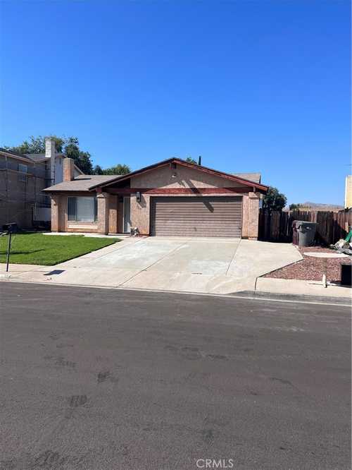 $474,000 - 4Br/2Ba -  for Sale in Moreno Valley