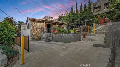 $999,999 - 2Br/1Ba -  for Sale in Los Angeles