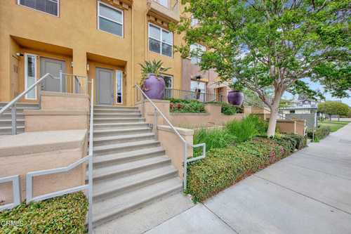 $739,500 - 2Br/3Ba -  for Sale in Alhambra