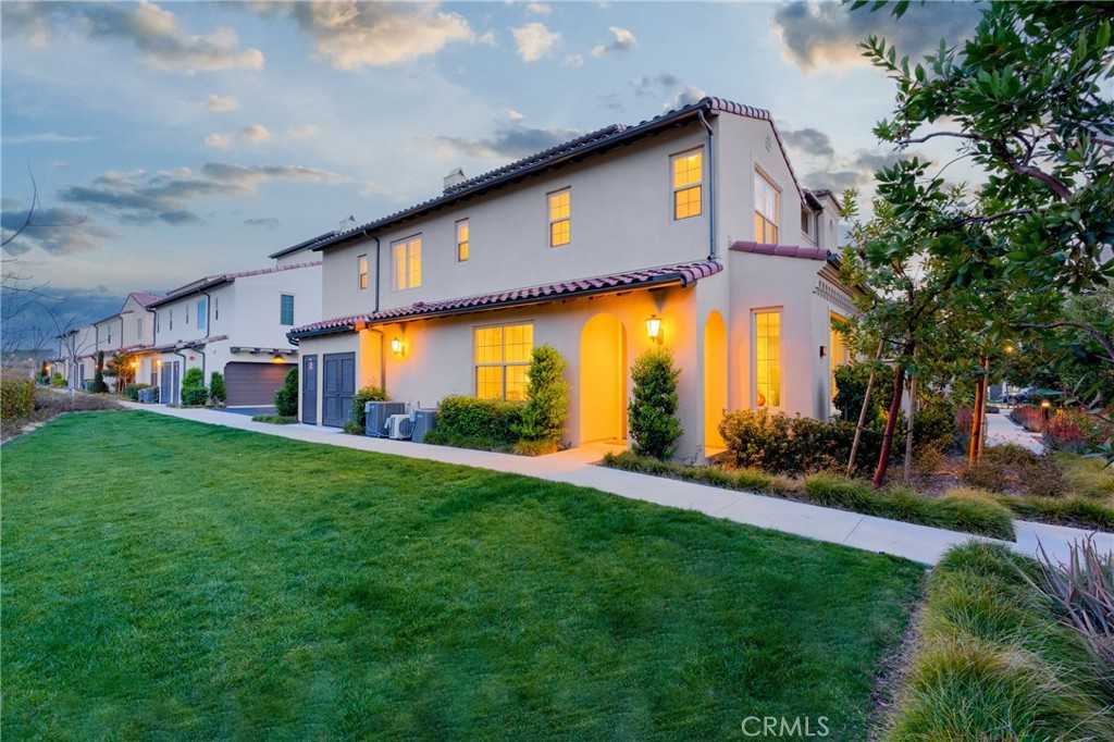 View Irvine, CA 92618 property