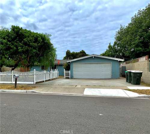 $850,000 - 3Br/2Ba -  for Sale in Mesa West (mwst), Costa Mesa
