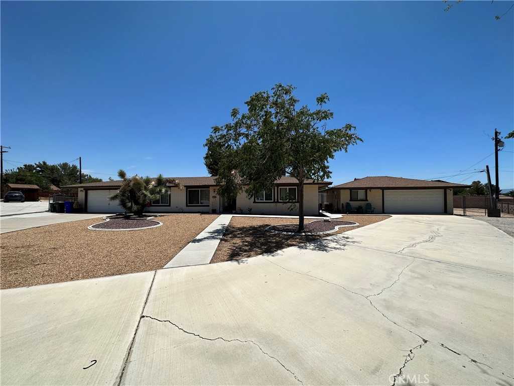 View Apple Valley, CA 92307 house