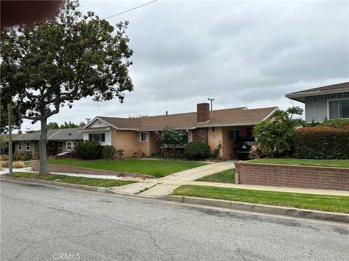 $900,000 - 3Br/3Ba -  for Sale in Inglewood