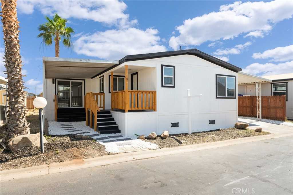 View Fresno, CA 93725 mobile home