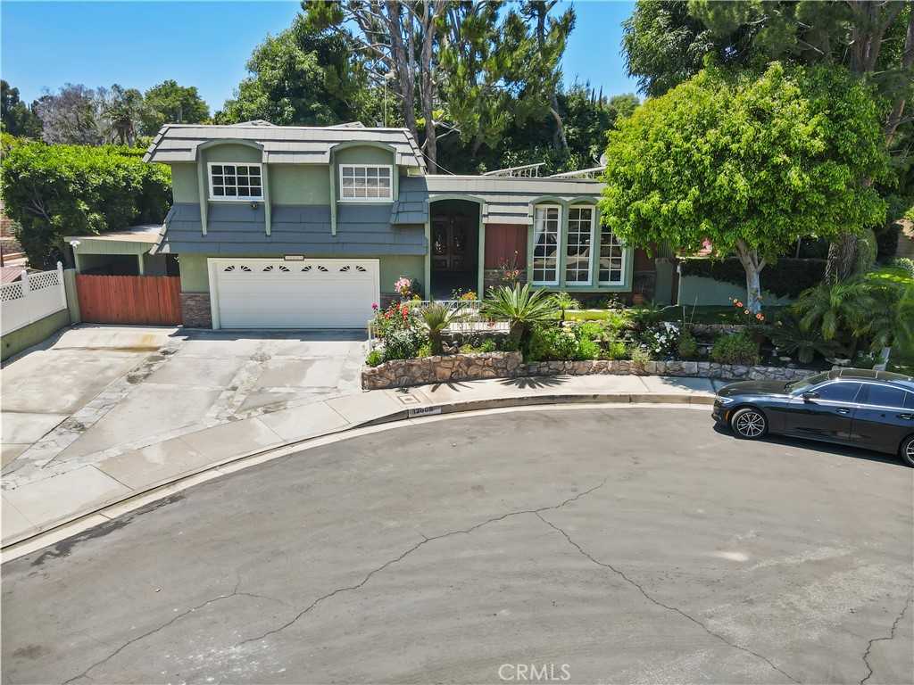 View Granada Hills, CA 91344 house