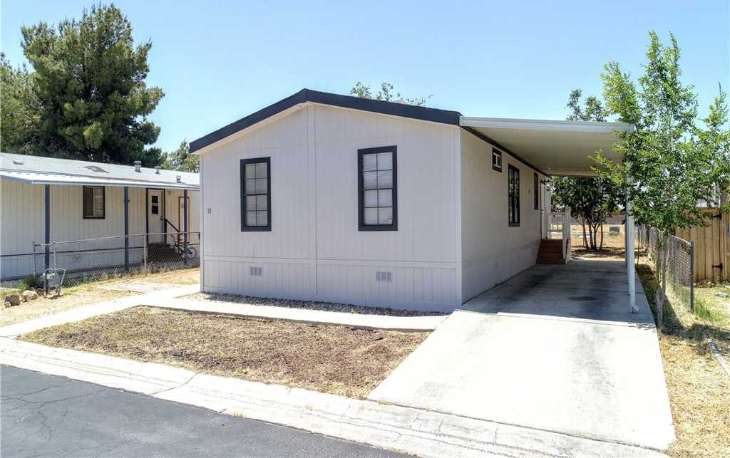 View Ridgecrest, CA 93555 mobile home