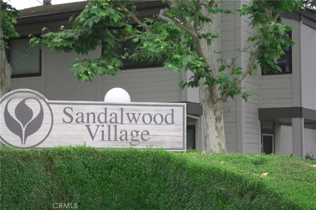 View Simi Valley, CA 93063 townhome