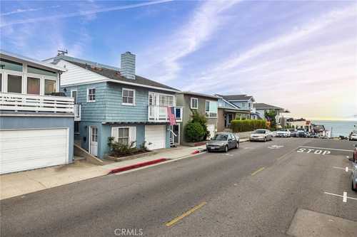$2,689,999 - 3Br/3Ba -  for Sale in Hermosa Beach