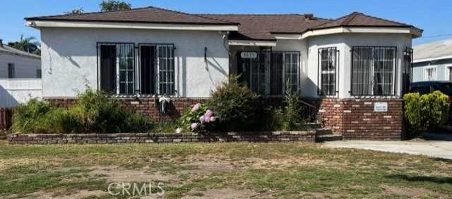 View Lynwood, CA 90262 house