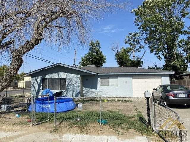 View Bakersfield, CA 93307 house