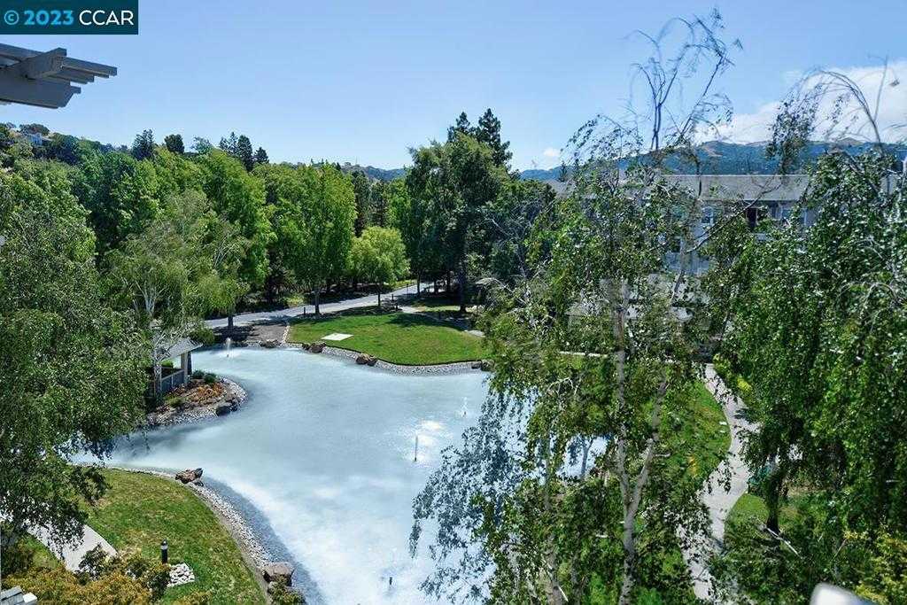 View Walnut Creek, CA 94595 condo