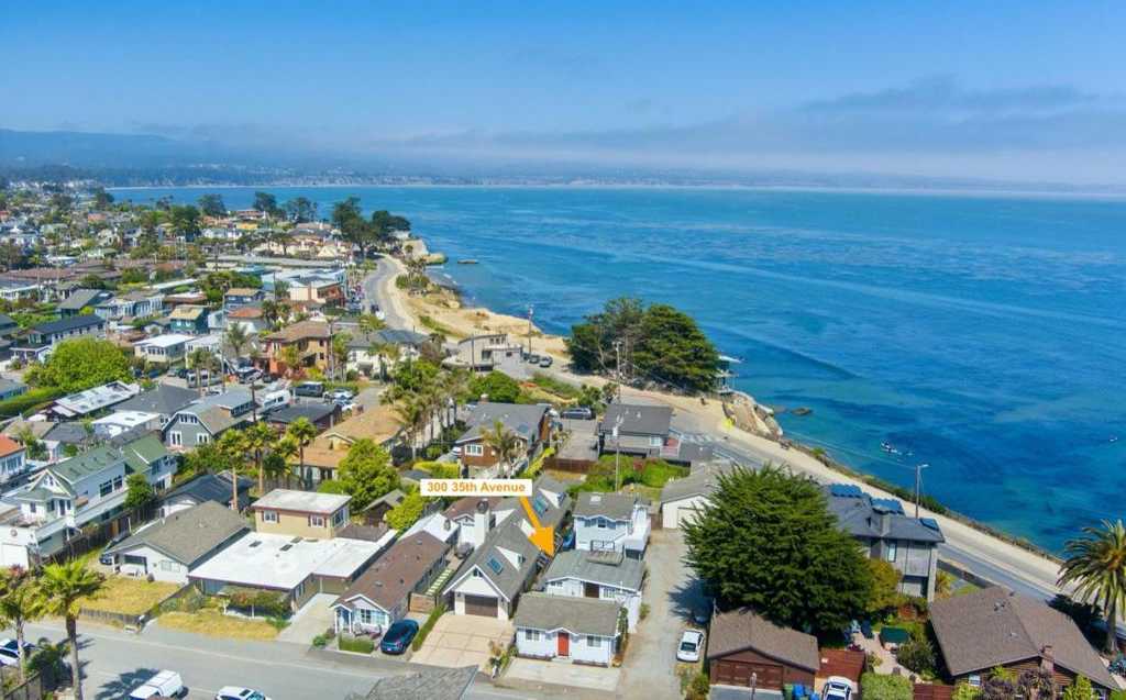 View Santa Cruz, CA 95062 house
