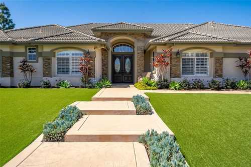 $2,075,000 - 4Br/4Ba -  for Sale in ,other, Corona