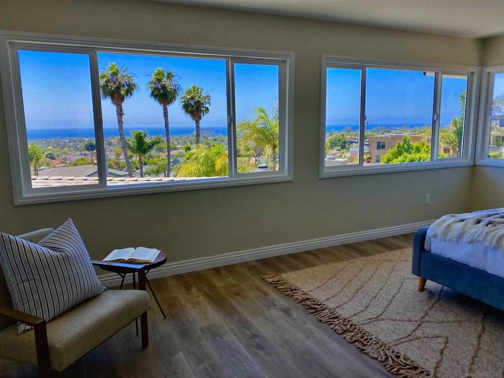 View San Diego, CA 92109 house