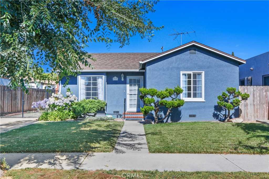 View Long Beach, CA 90806 house