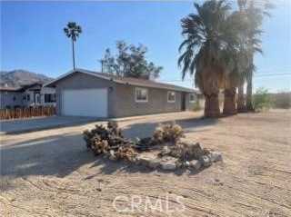 Photo 1 of 10 of 6326 Mojave Avenue house