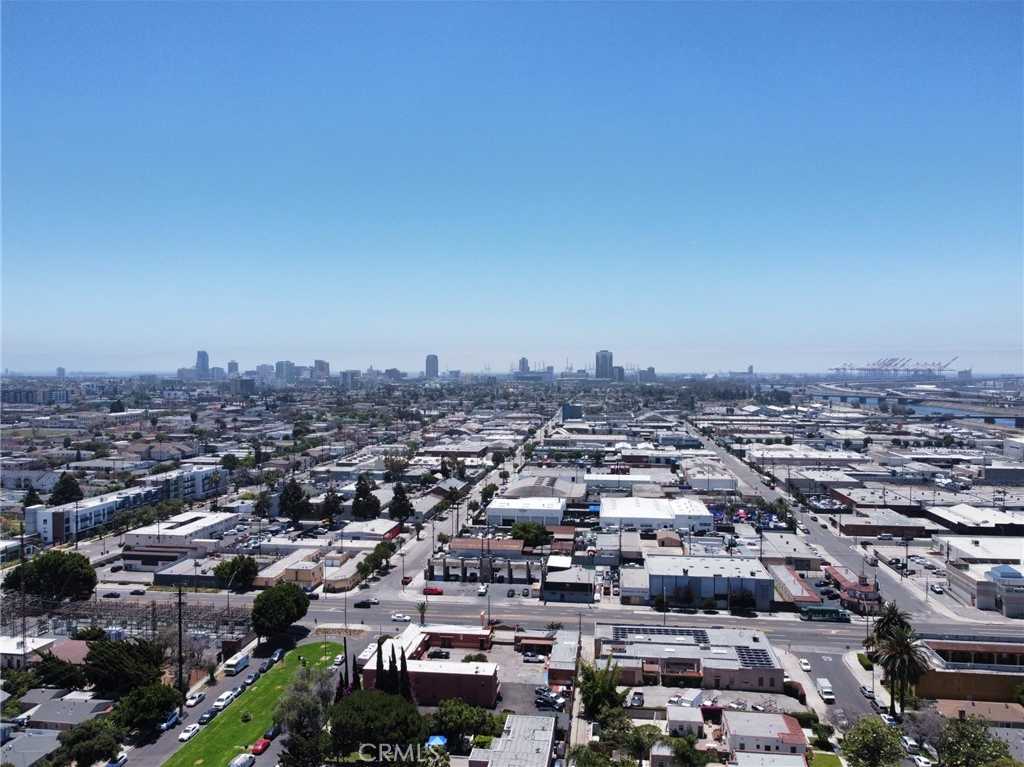 View Long Beach, CA 90806 property