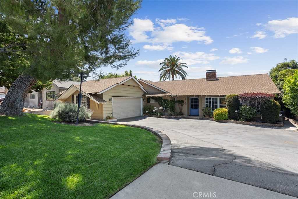 View La Crescenta, CA 91214 house