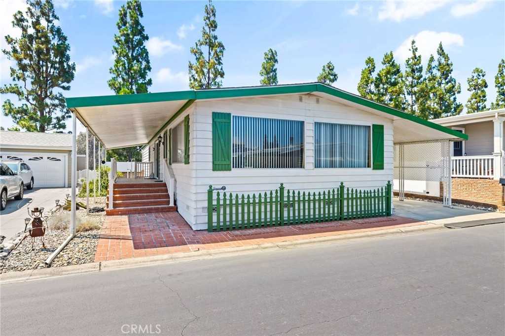 View Fullerton, CA 92835 mobile home